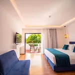Ramada Poseidon 5* 路特奇
