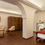 酒店 Ramada Poseidon 路特奇