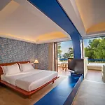 酒店 Ramada Poseidon