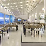 酒店 Ramada Poseidon 5*
