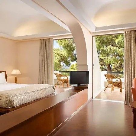 Отель Ramada Poseidon 5*