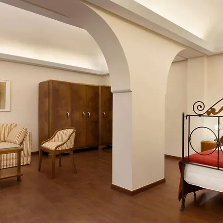 Hotell Ramada Poseidon Loutráki