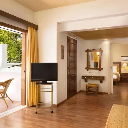 Ramada Poseidon Лоутраки