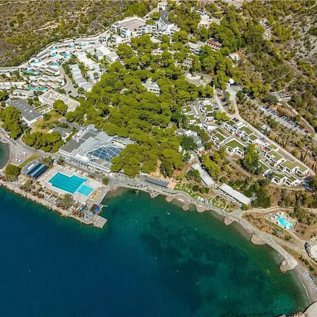 Ramada Poseidon Hotel