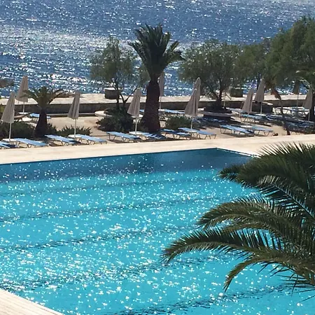 Hotel Ramada Poseidon 5*