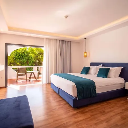 Ramada Poseidon 5* Loutráki