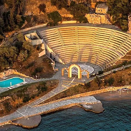 Hotel Ramada Poseidon 5*