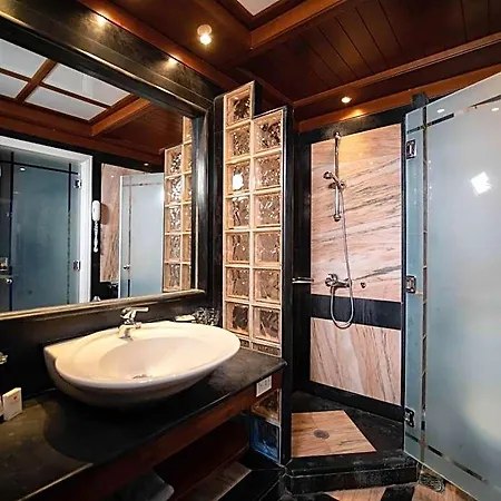 Hotel Ramada Poseidon