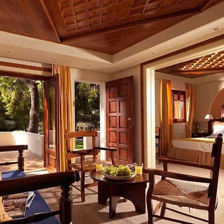 Ramada Poseidon 5* 루트라키