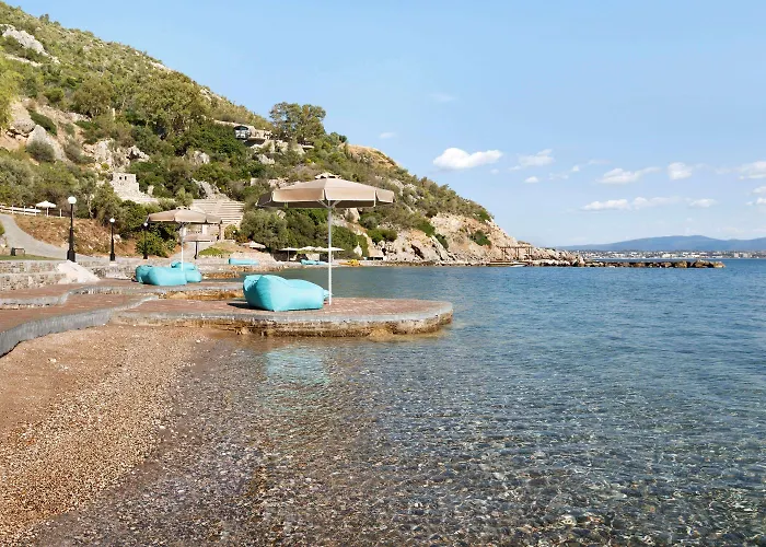 Ramada Poseidon Лоутраки