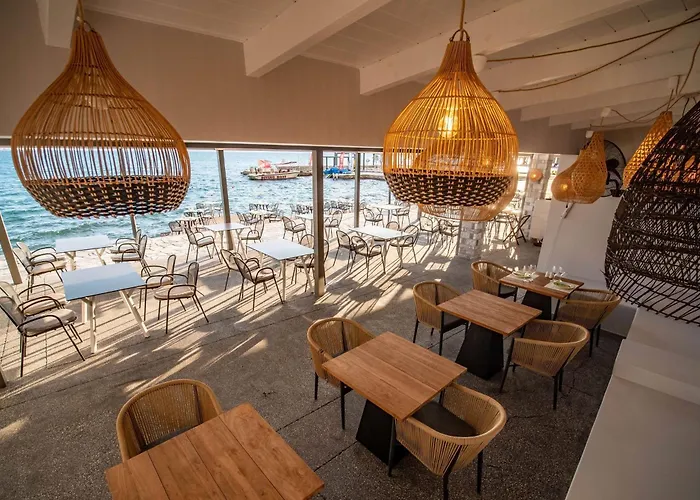 Отель Ramada Poseidon 5*