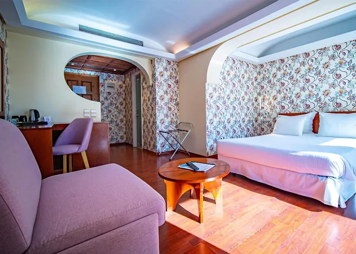 Hotell Ramada Poseidon