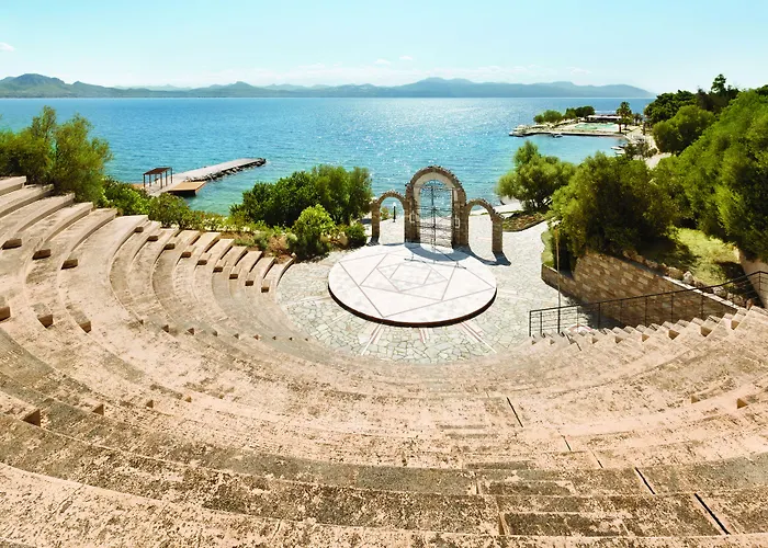 Ramada Poseidon Otel 5*