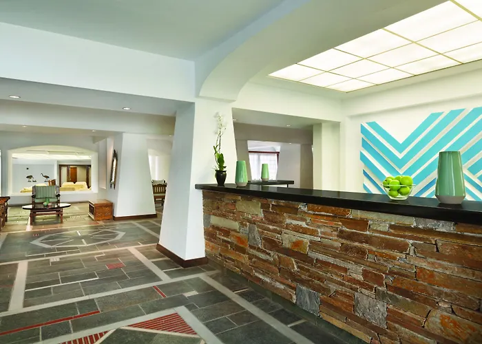 Hotell Ramada Poseidon