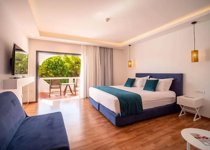 Ramada Poseidon 5* Λουτράκι