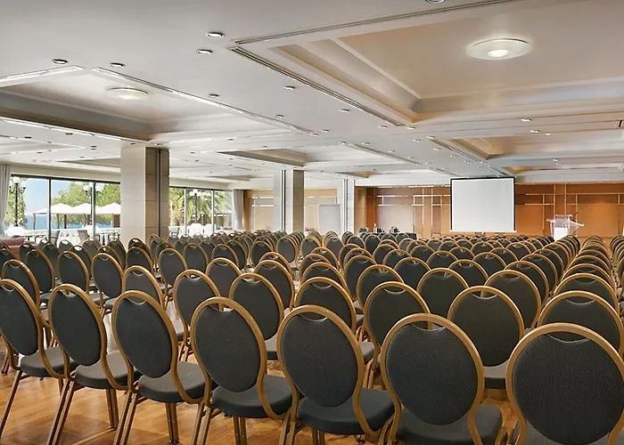 Ramada Poseidon Λουτράκι